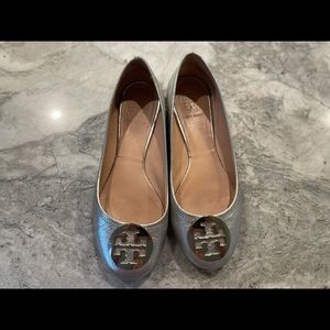 Tory Burch Silver Flats Size 8